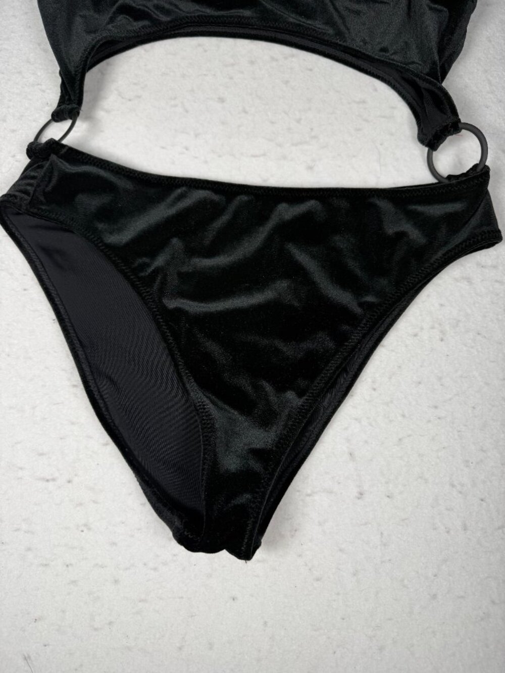 Kendall & Kylie Black Velvet Cabana Cut Out Ring One Piece Swimsuit Size Large - Picture 12 of 13